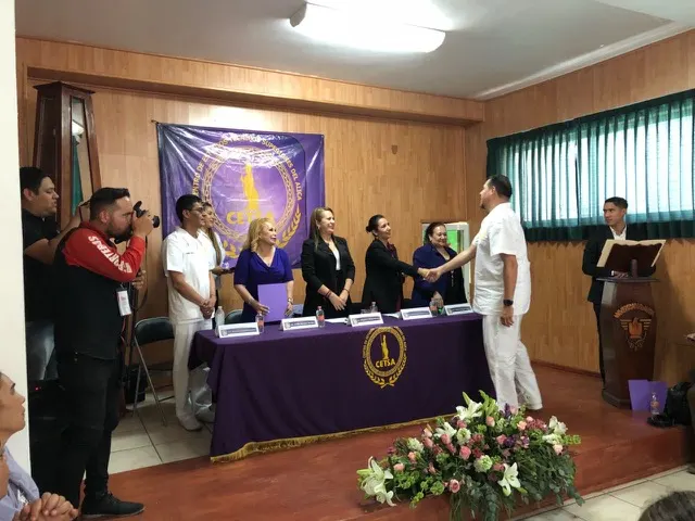 Fotografía de la trayectoria de Héctor Jiménez 33